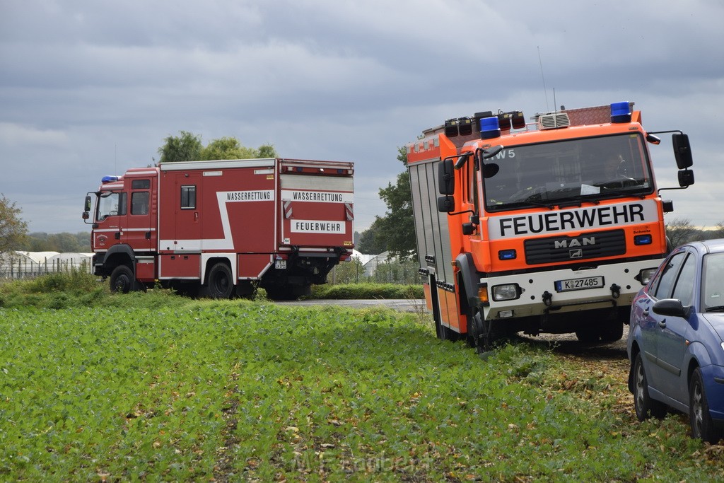 Einsatz BF Koeln PKW im See Koeln Esch P234.JPG - Miklos Laubert